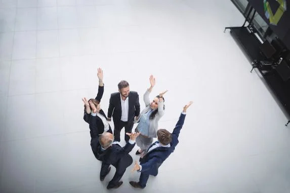 Belirsizlik Durumlarında Liderlik 3 Belirsizlik Durumlarında Liderlik